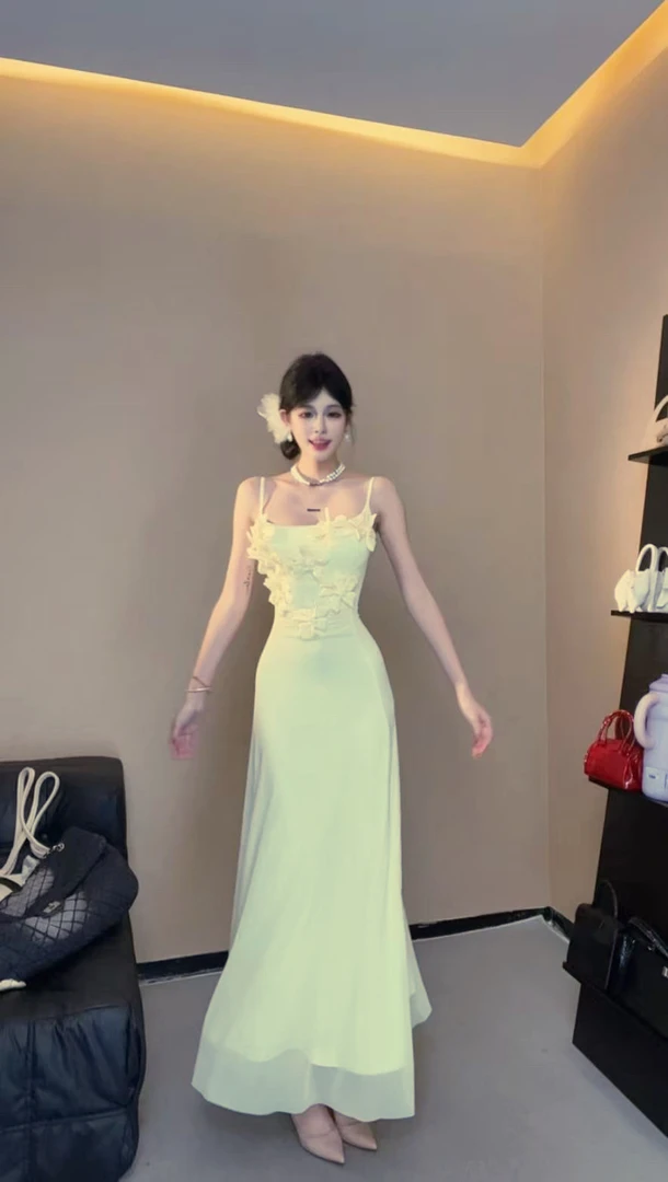 XQIN【盛夏午后】纯欲风甜美设计感连衣裙QXQHZ48998