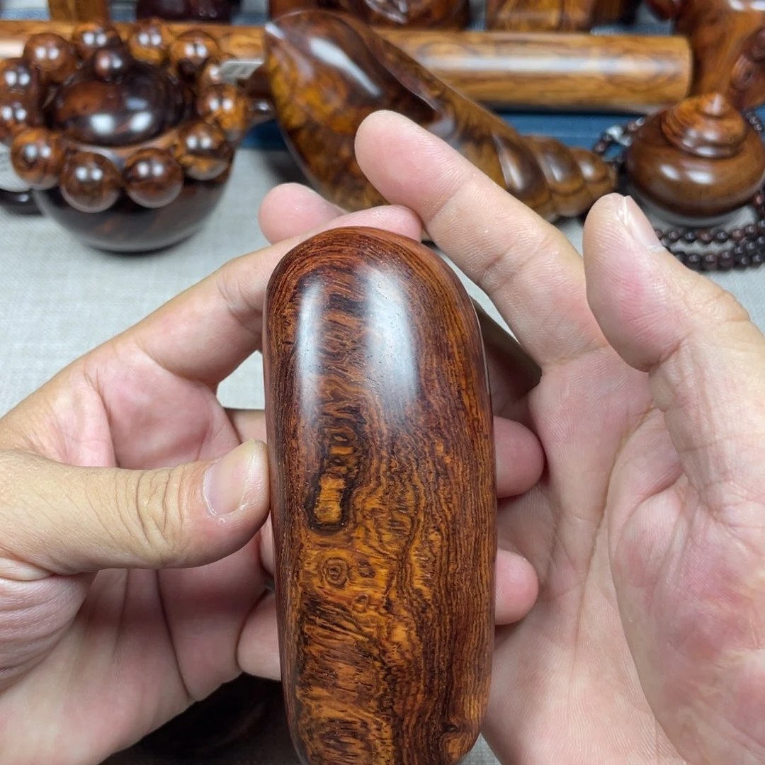 黄花梨/降香黄檀把件