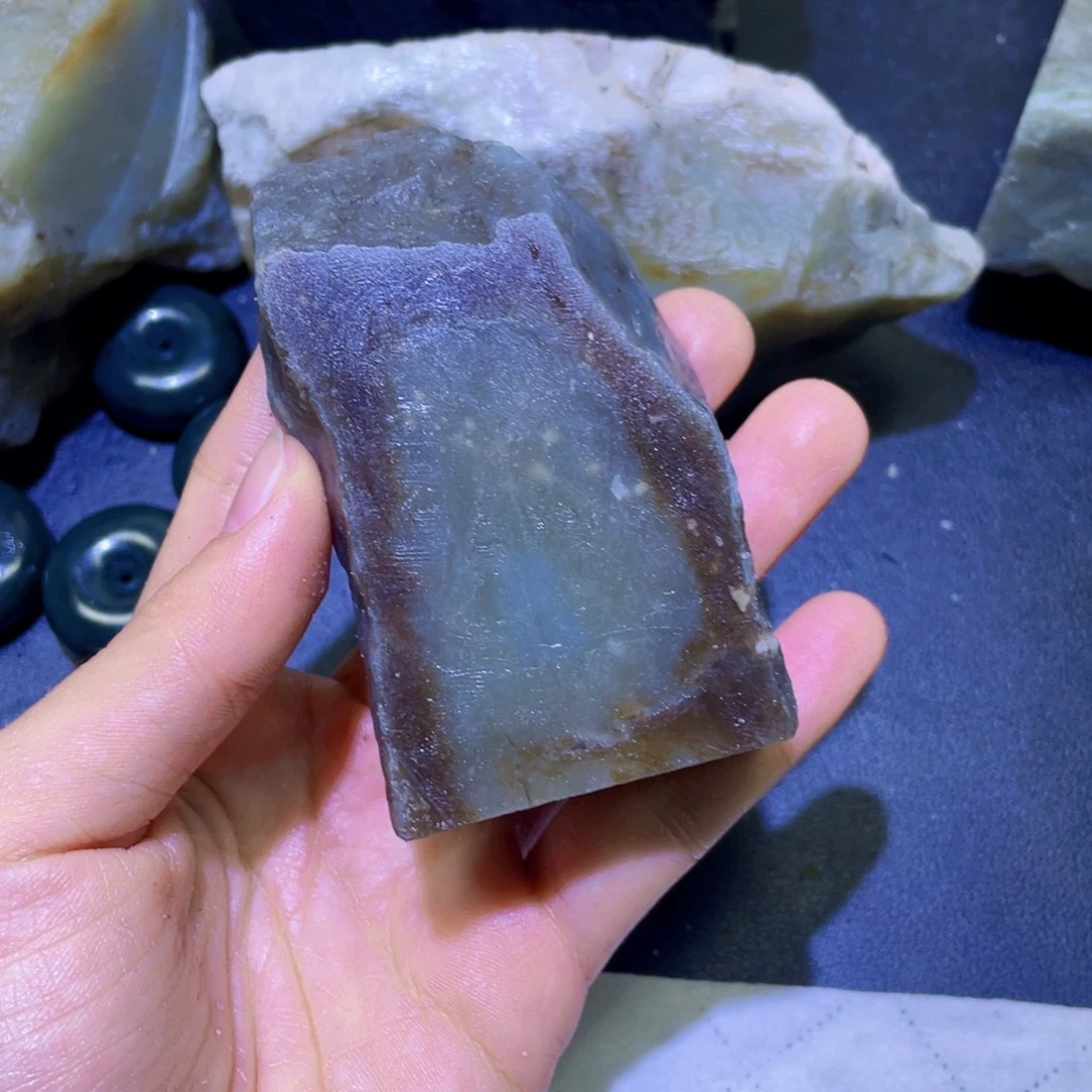 和田玉未镶嵌珠宝半成品