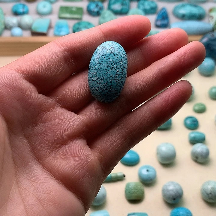 未镶嵌绿松石珠宝奇石