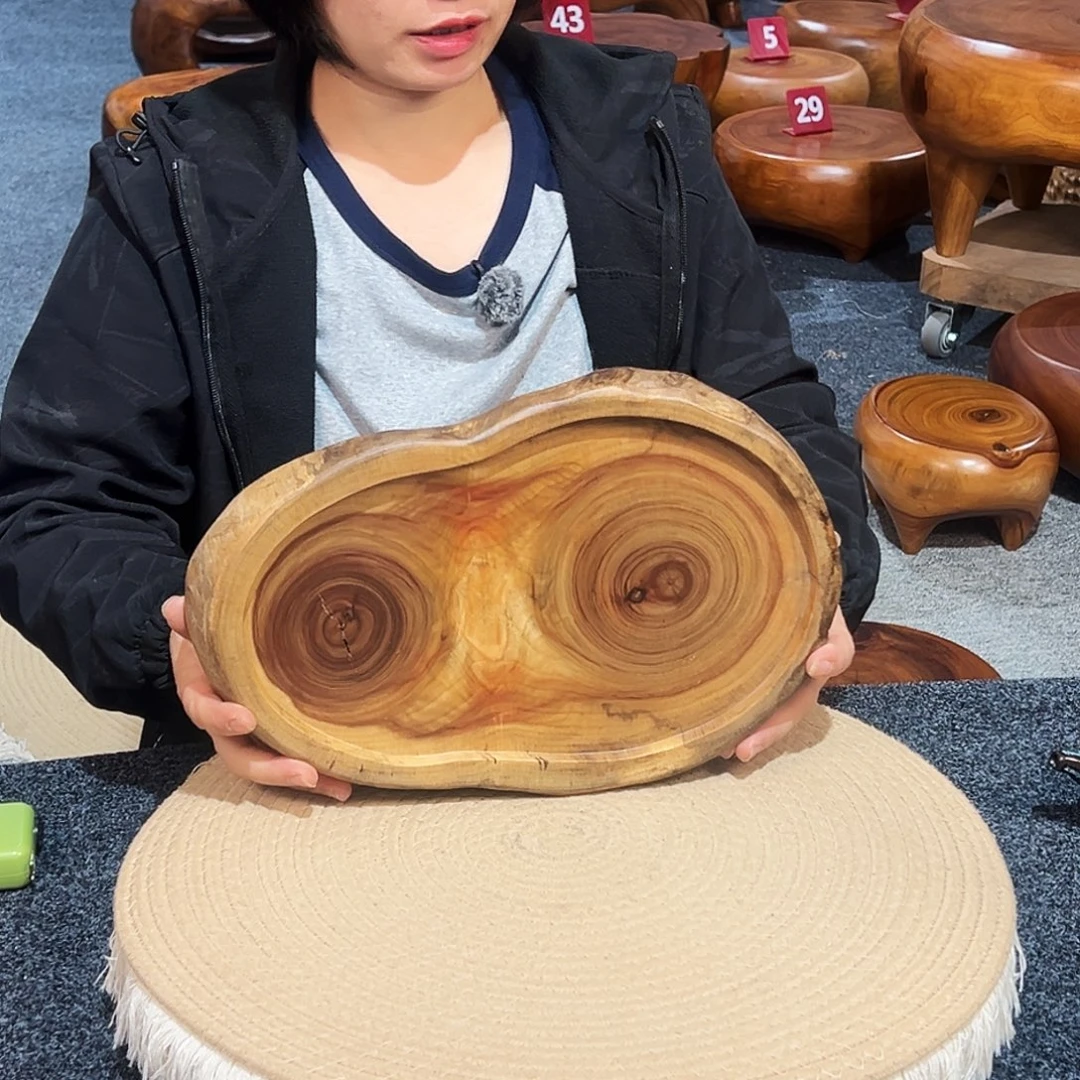 3 号香樟木尺寸：33-21-4cm