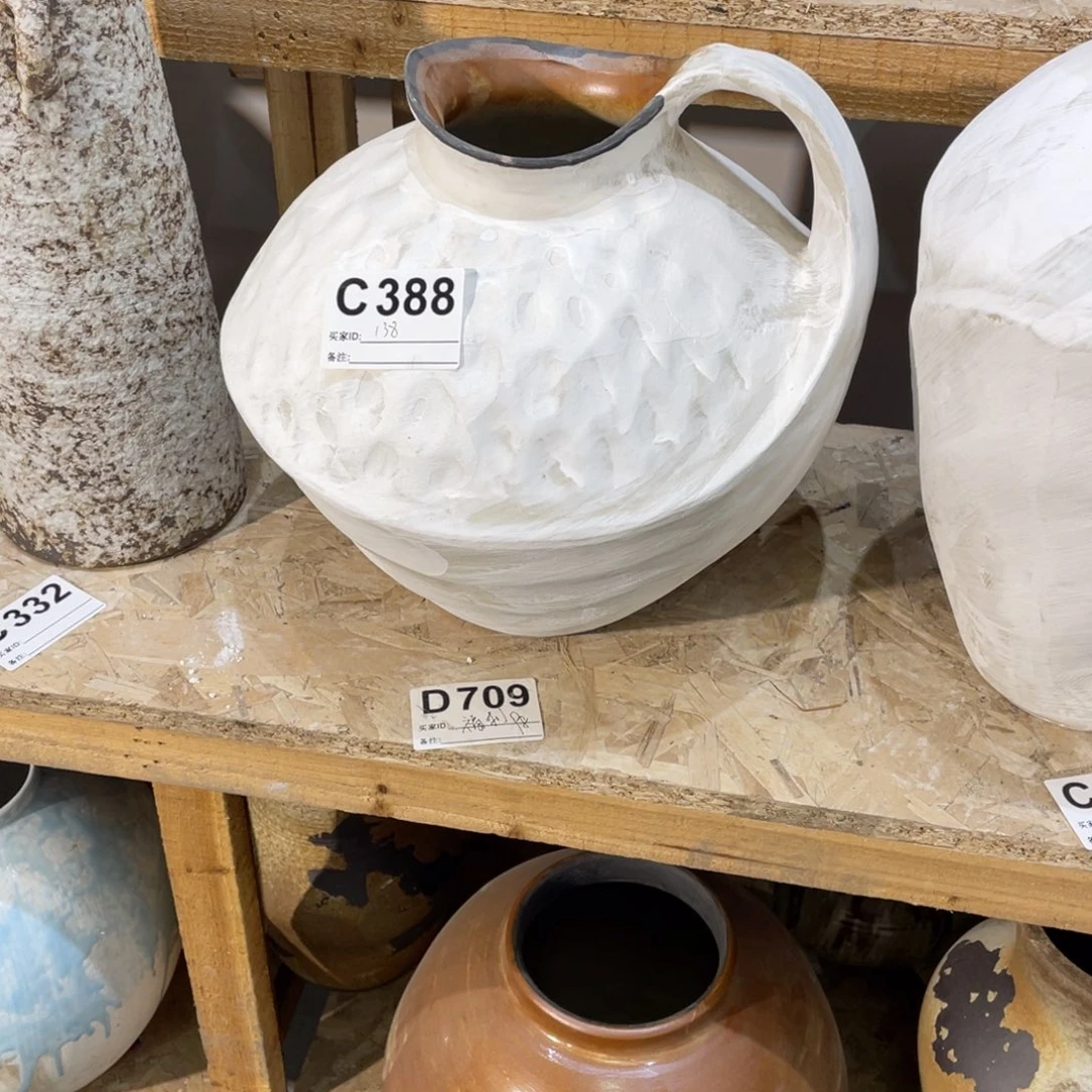 白泥花瓶景德镇陶瓷艺术研究院