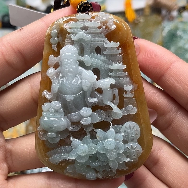 翡翠未镶嵌颈饰财神