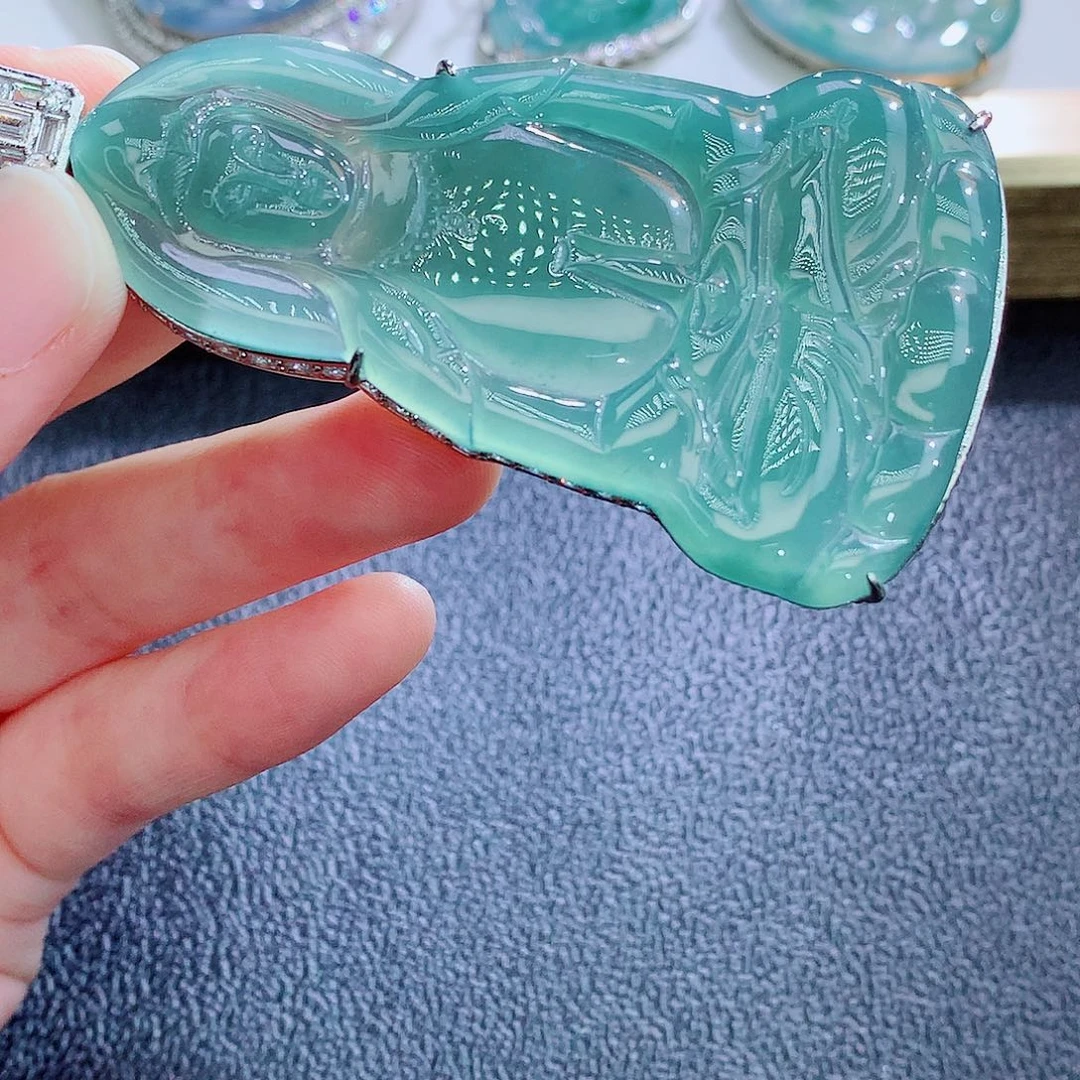 颈饰未镶嵌翡翠翡翠
