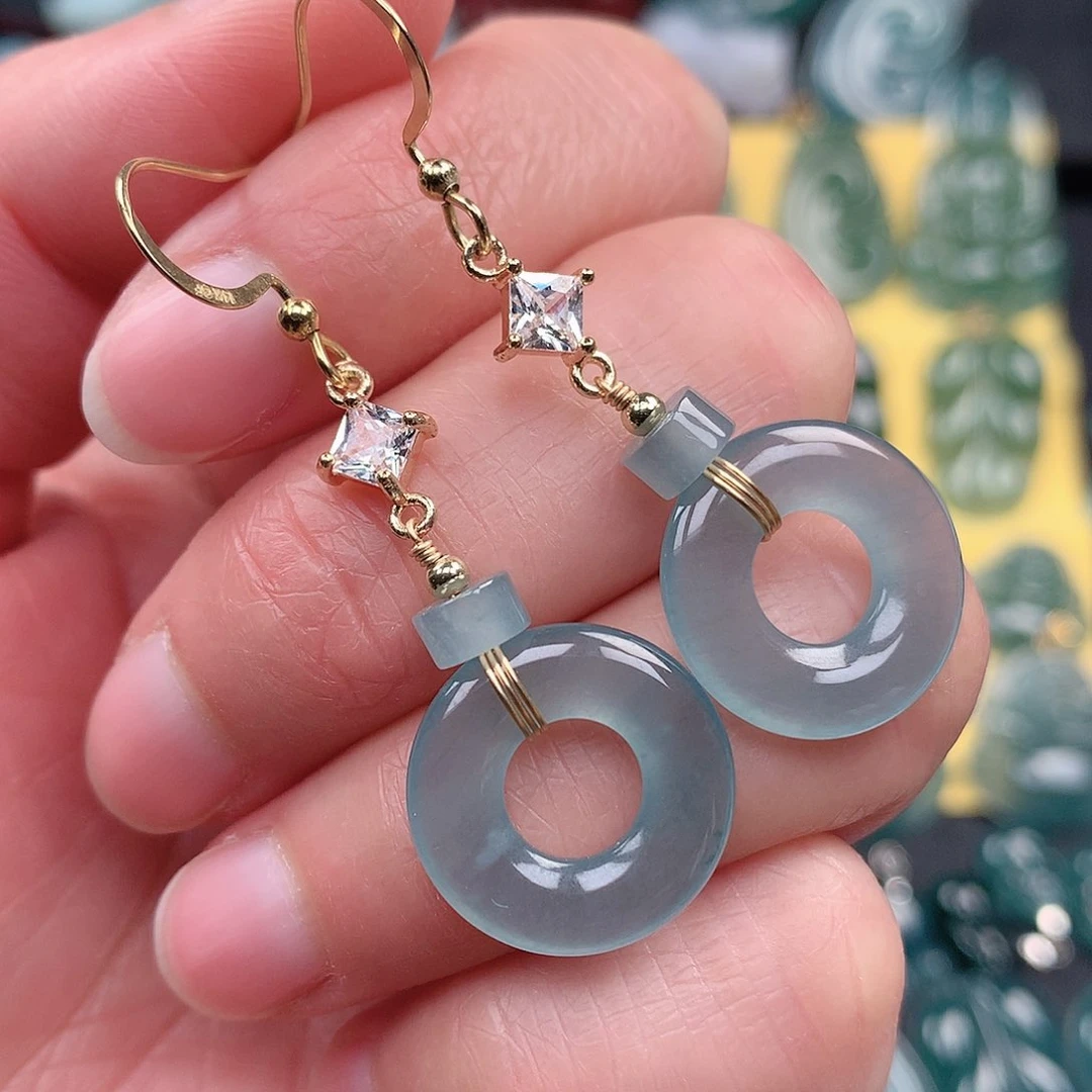 翡翠颈饰未镶嵌吊坠