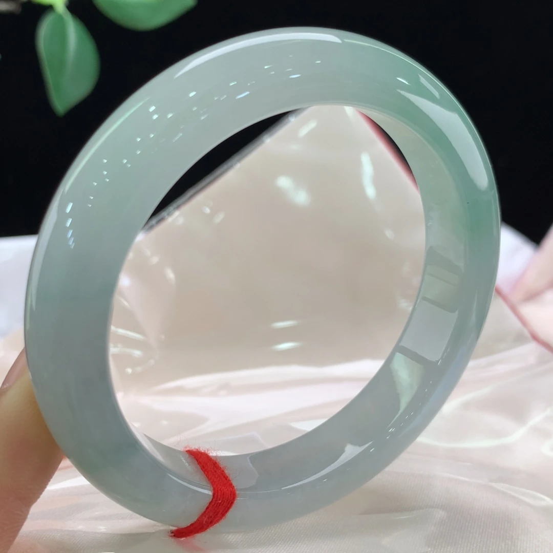 Y***n未镶嵌手镯翡翠111-0758