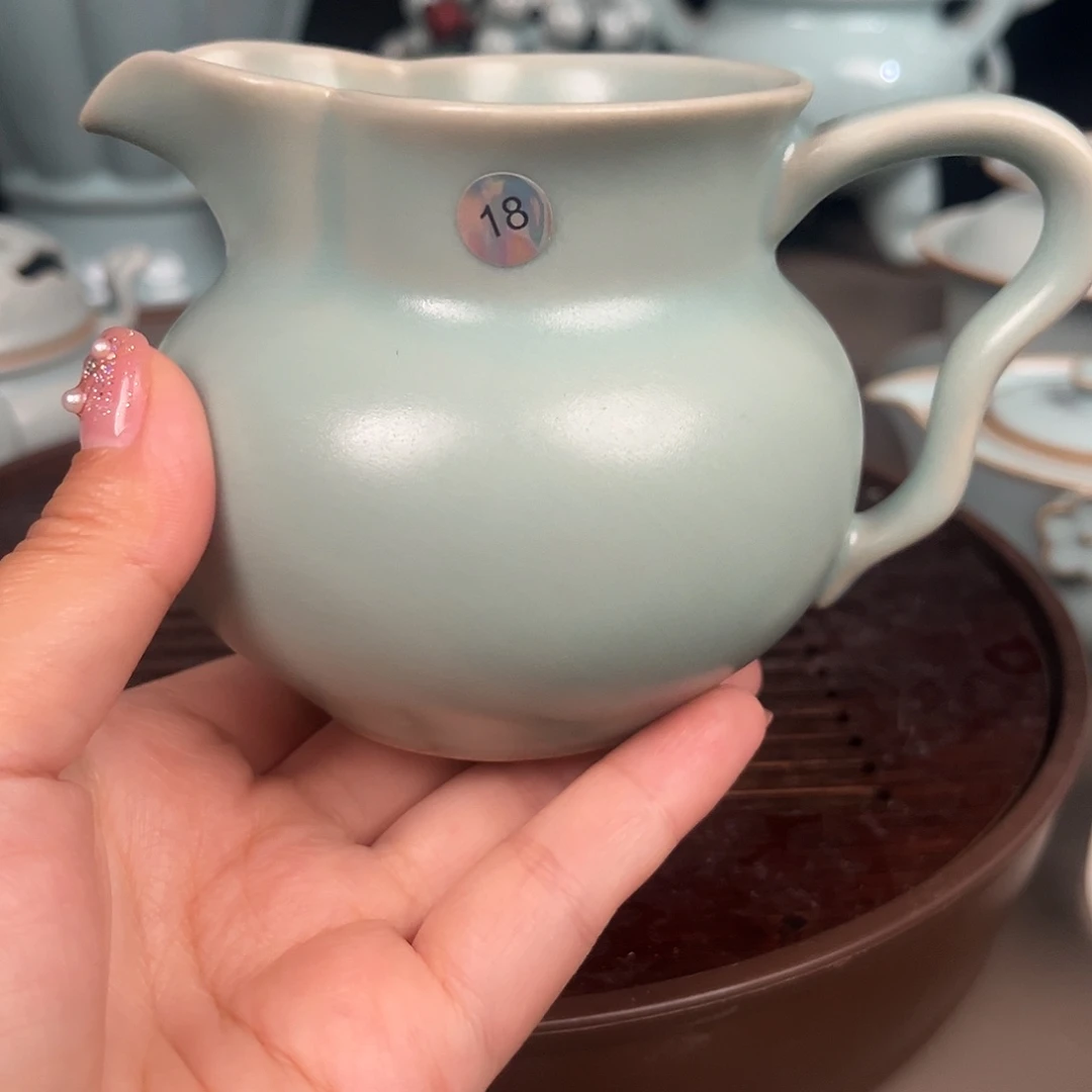 仿古釉水公道杯原矿
