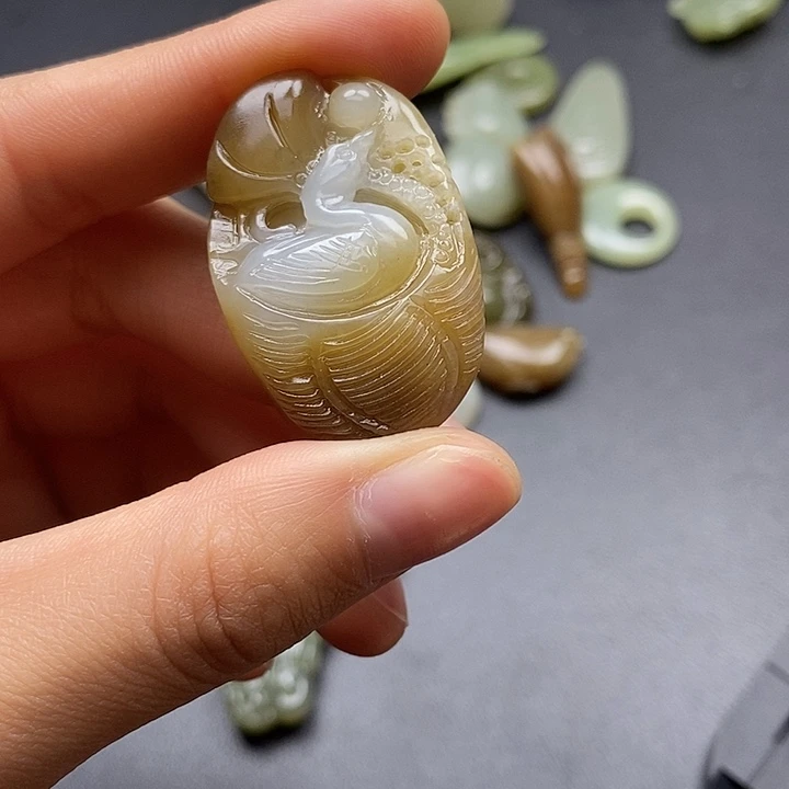 颈饰未镶嵌和田玉