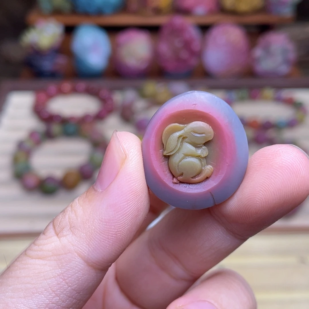 X****未镶嵌玛瑙/玉髓珠宝半成品盐源玛瑙炫彩兔兔