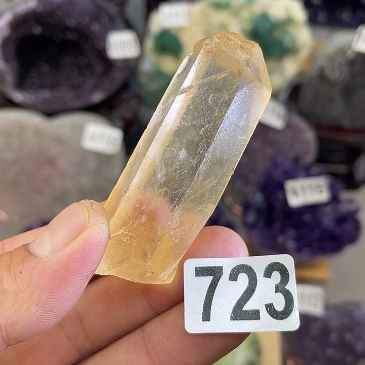 未镶嵌水晶大型摆件（非配饰）