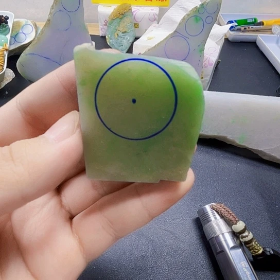 未镶嵌挂件翡翠翡翠