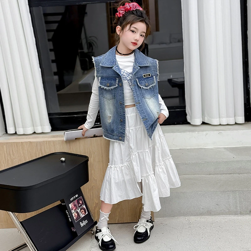 女童牛仔马甲春秋季2025新款中大儿童早秋装马夹洋气背心坎肩外套