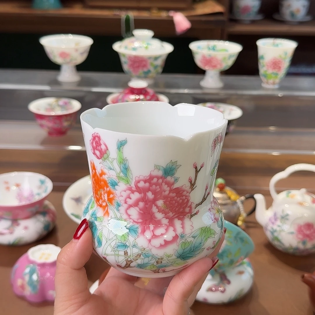 珐琅彩主人杯茶具茶具茶具。