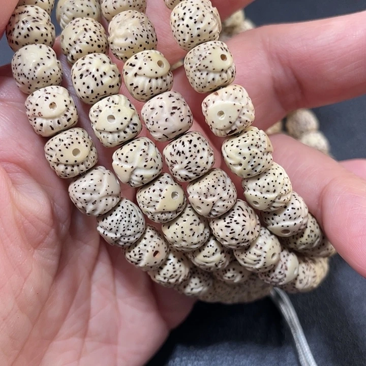 吊坠星月菩提雕刻凤眼120颗石玉料