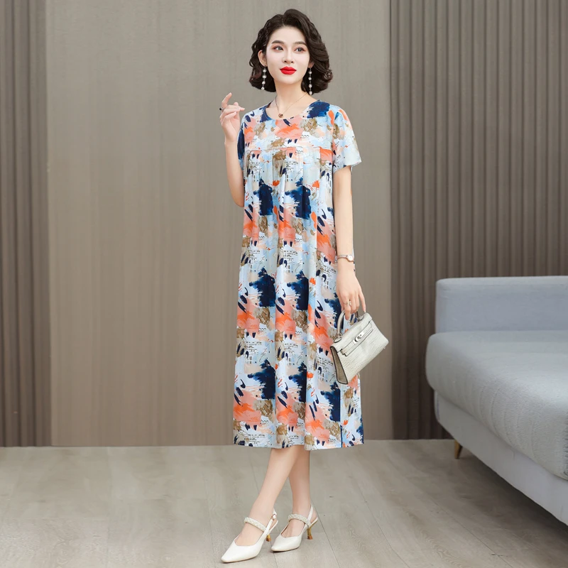 200斤妈妈夏季洋气印花连衣裙中老年加肥大码宽松显瘦短袖裙子
