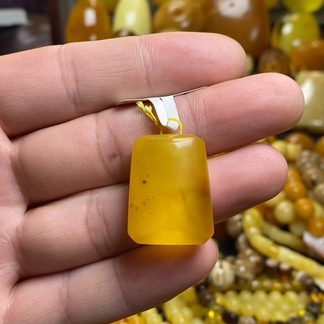琥珀未镶嵌裸石蜜蜡
