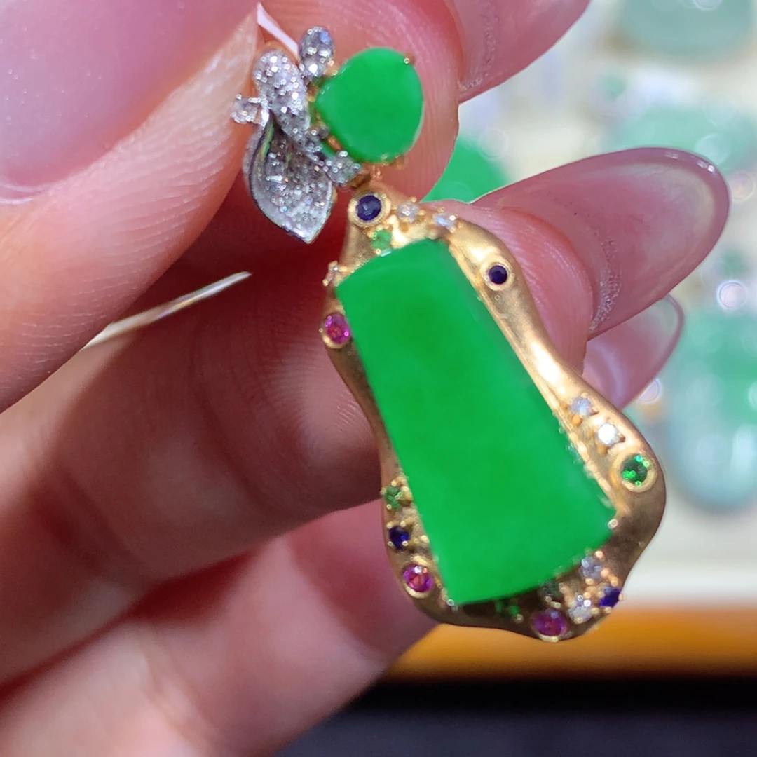 翡翠18K金镶嵌吊坠(不含链)