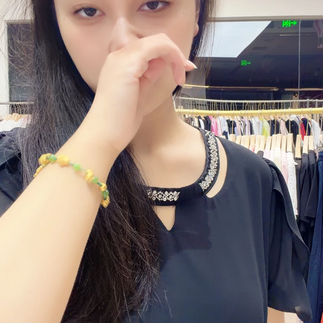 乐****哈哈哈哈哈哈哈哈哈哈