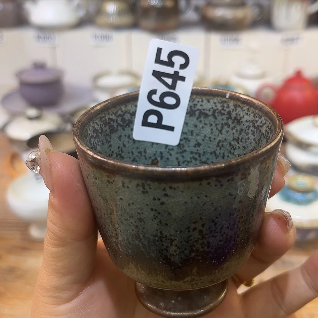 朱泥茶杯陶瓷艺术