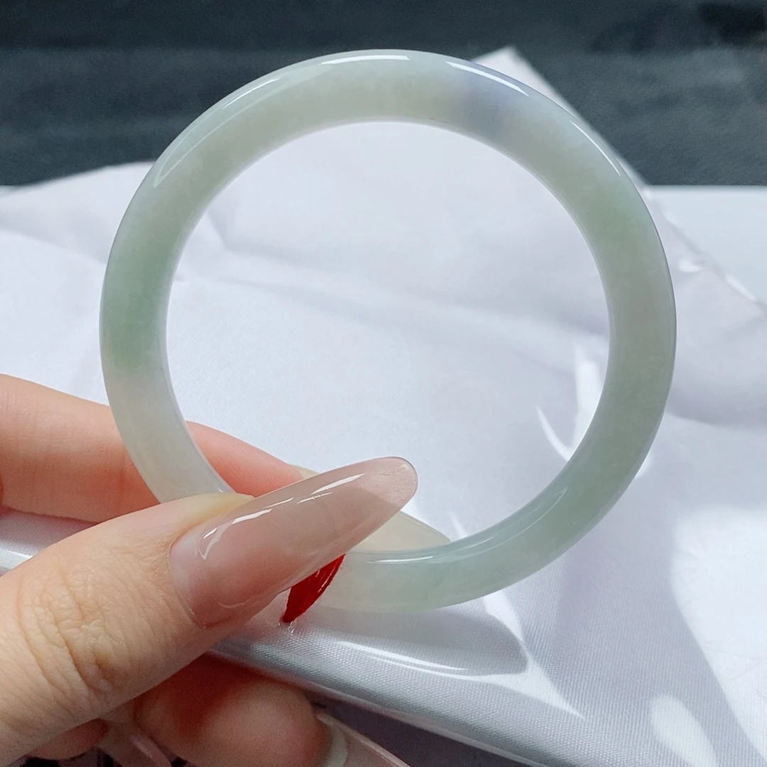 【闪购商品】未镶嵌手镯（圆镯）翡翠401号