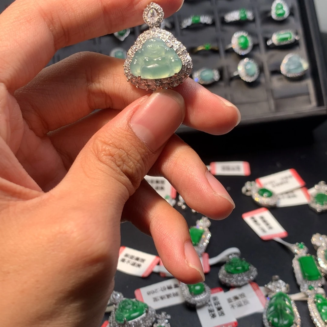 翡翠未镶嵌吊坠(不含链)