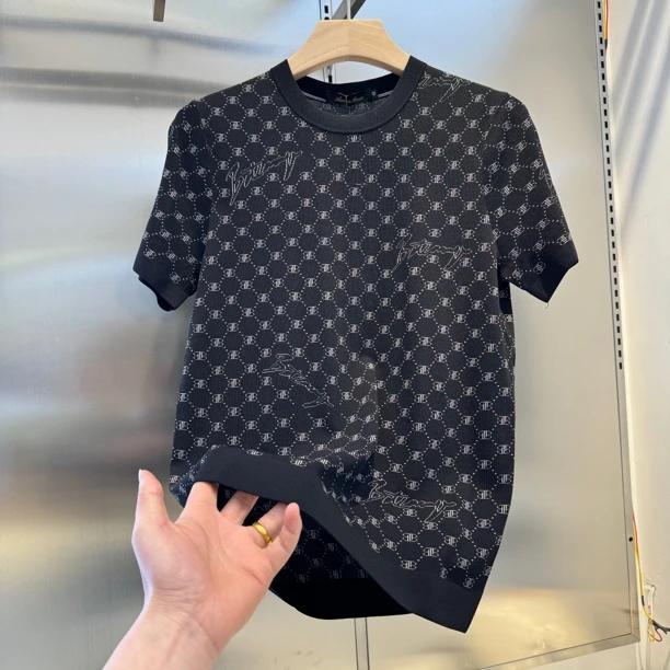 2025高端欧货时尚修身显瘦舒适透气伊利特提花短袖