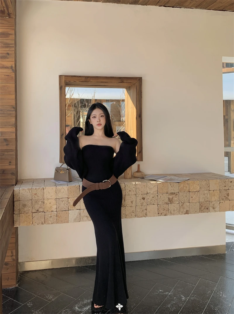 时髦复古设计感抹胸针织赫本风毛衣连衣长裙高级感女装长袖黑色