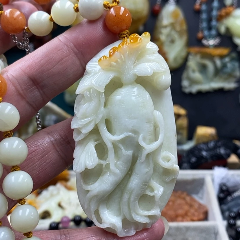 【闪购商品】蛇纹石玉吊坠未镶嵌