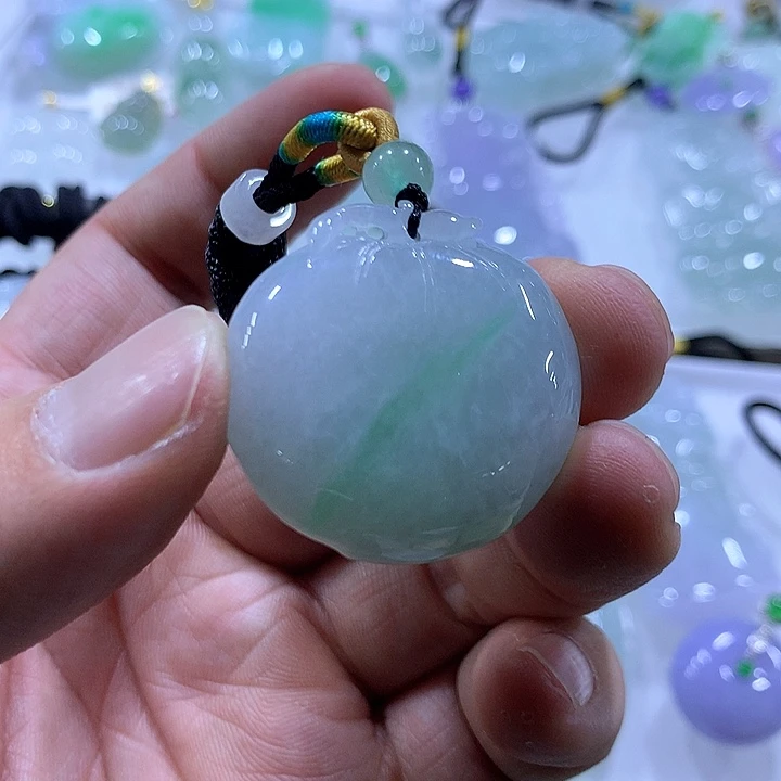 翡翠颈饰未镶嵌天然翡翠A货吊坠