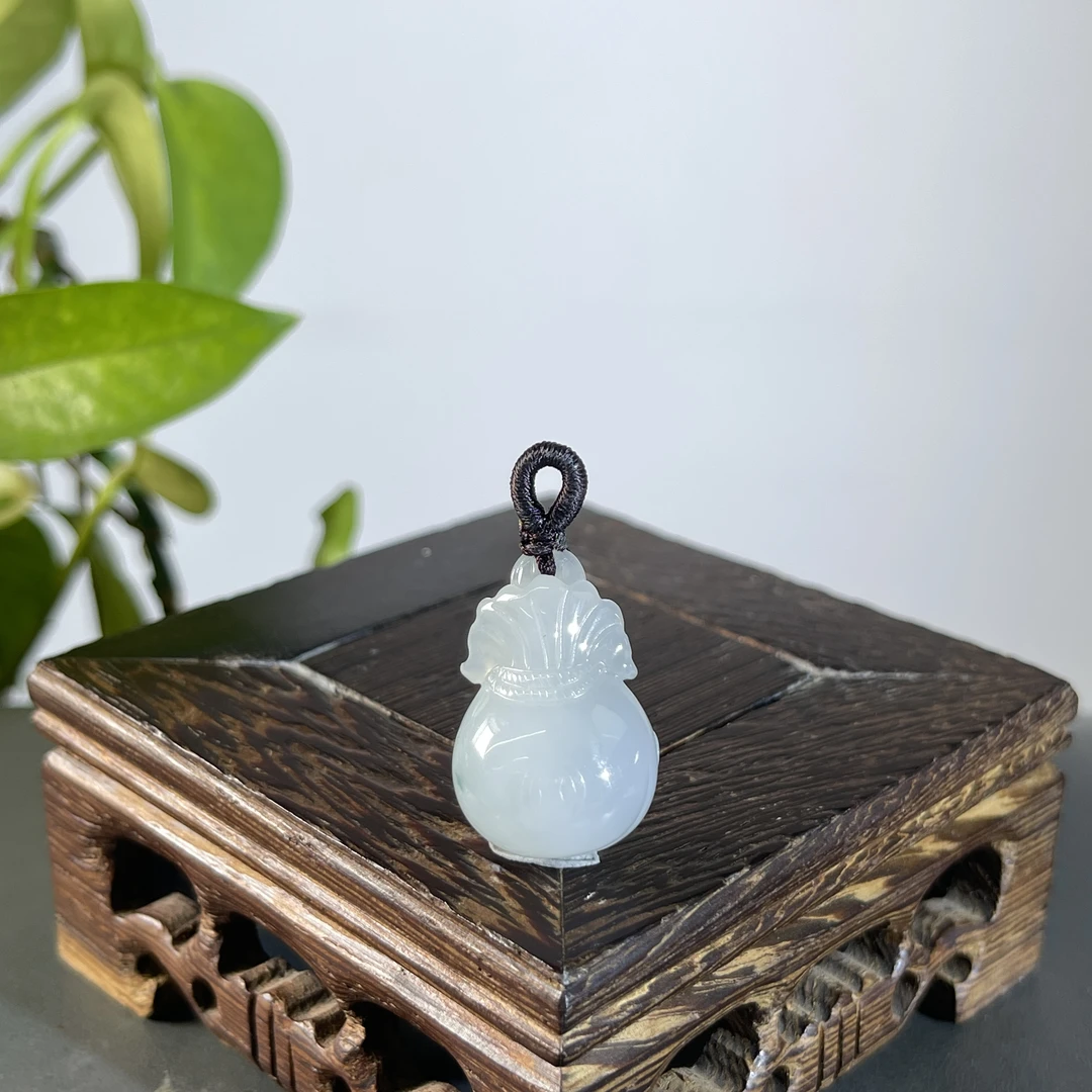 JCW09-05 天然缅甸A货翡翠  葫芦