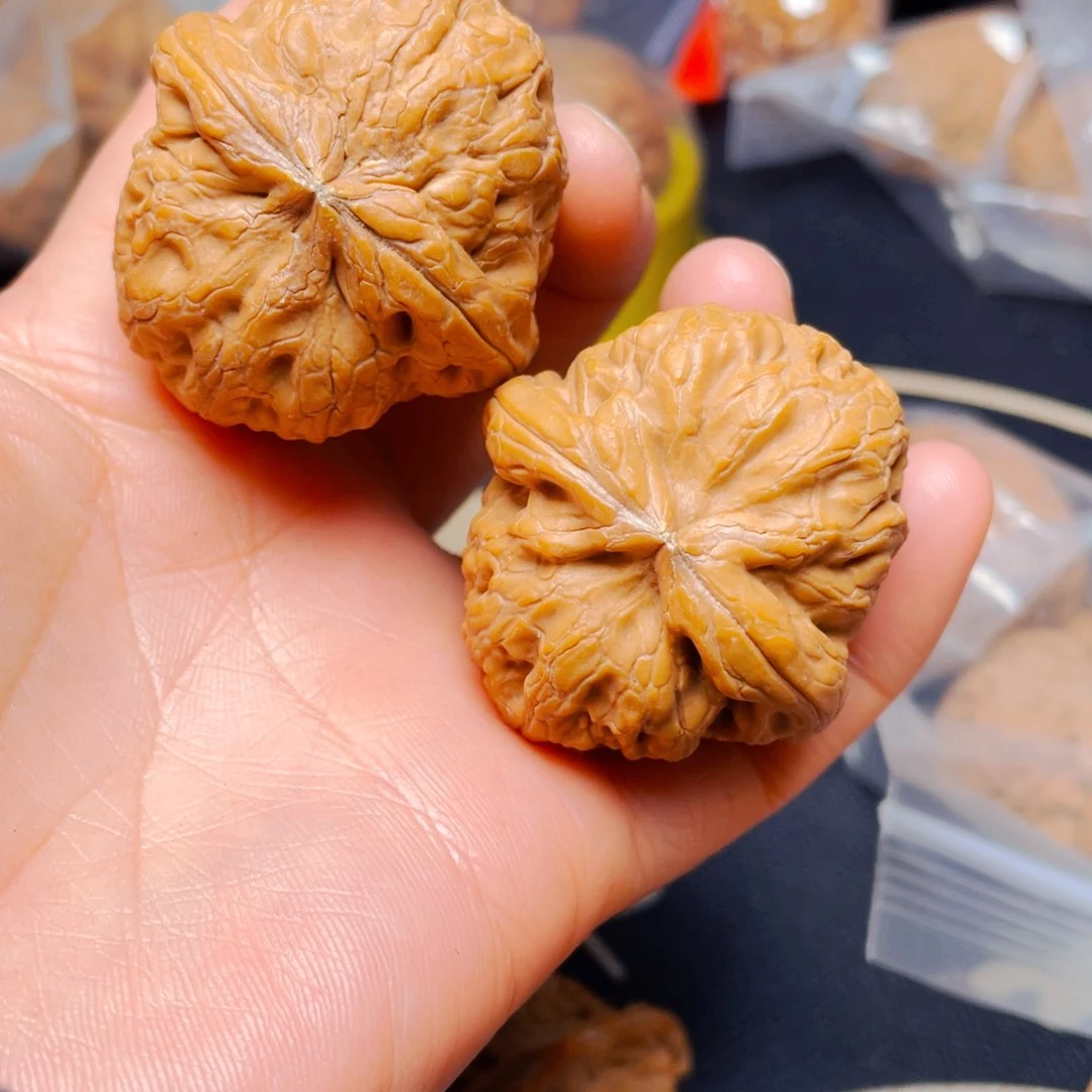 吊坠文玩核桃玉**?驴打滚