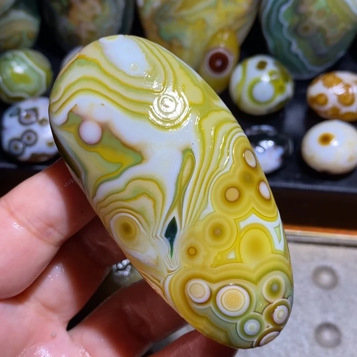 未镶嵌玛瑙/玉髓珠宝半成品112