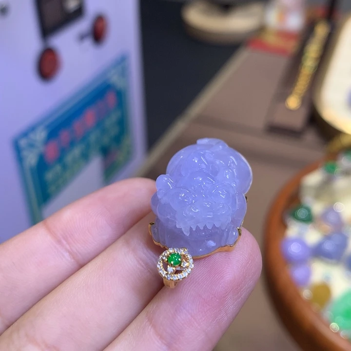 颈饰18K金镶嵌翡翠翡翠