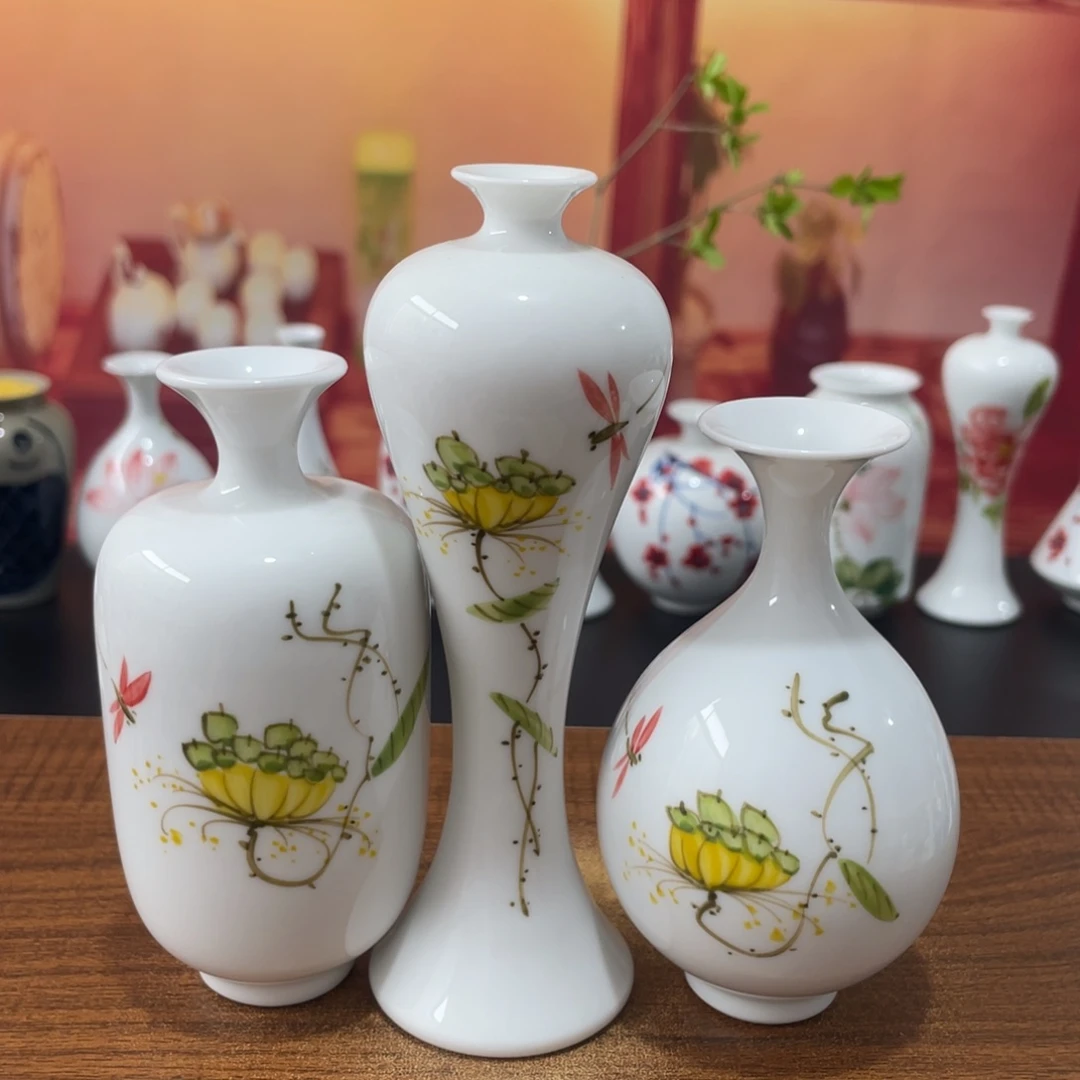 景德镇小花瓶等着你
