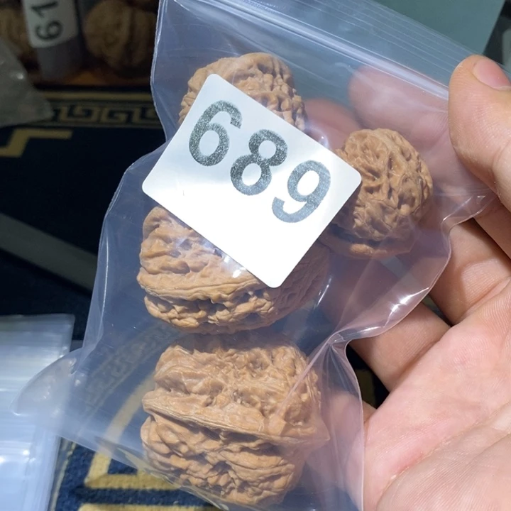文玩核桃吊坠铁锤689