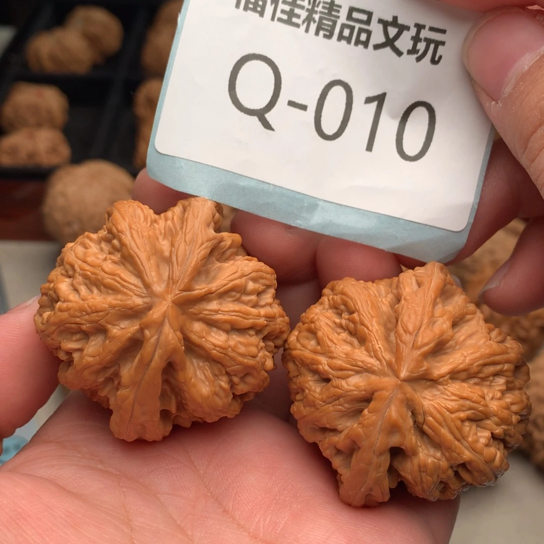 文玩核桃把件46球筋……..