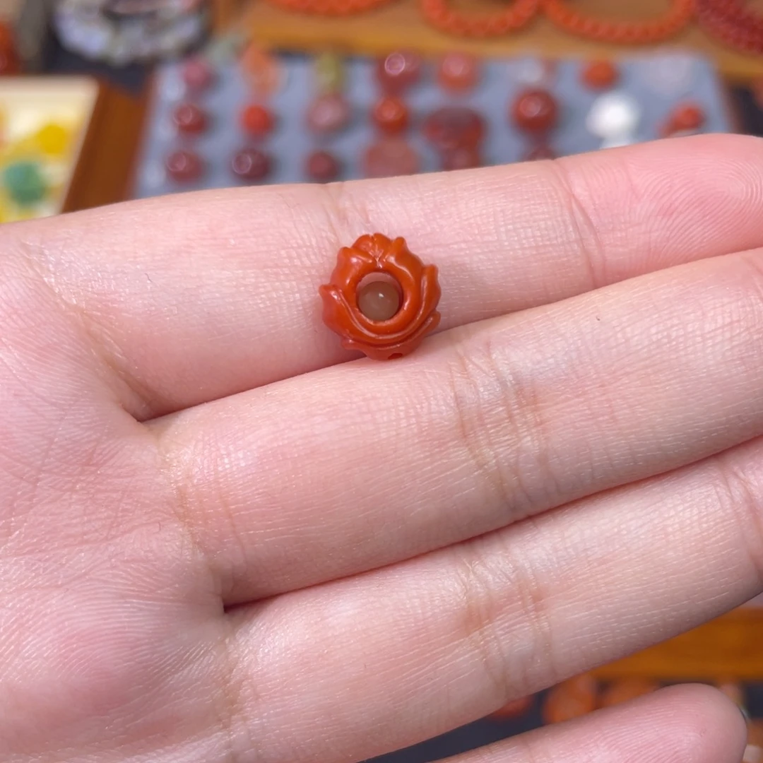 南红玛瑙未镶嵌宝相花
