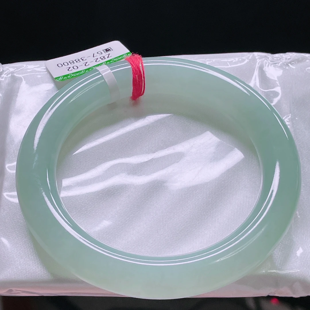 57圈缅甸天然A货翡翠冰种晴水绿底色胖圆条手镯肉质细腻种老起胶
