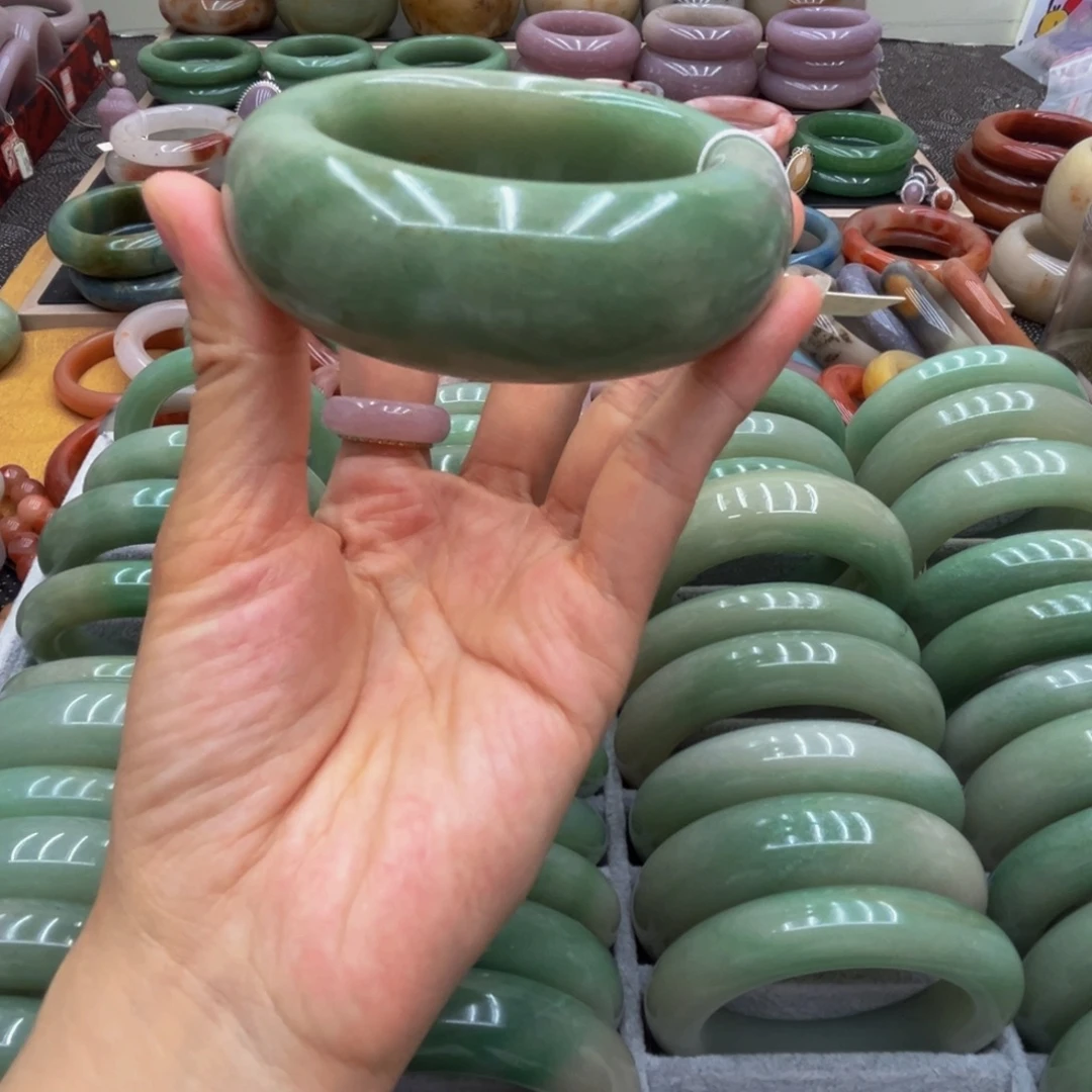 石英质玉未镶嵌圈口56