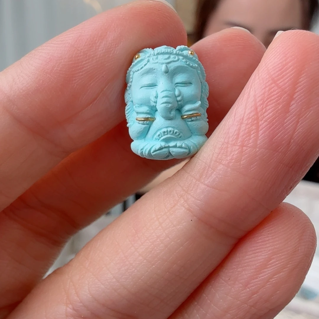 绿松石未镶嵌珠宝奇石