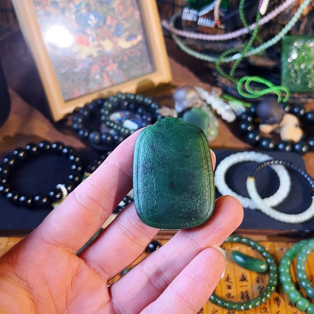 *****和田玉未镶嵌手链