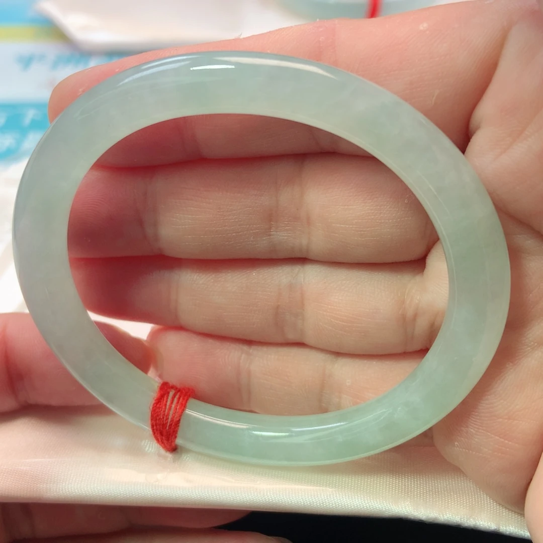 翡翠手镯未镶嵌1031号