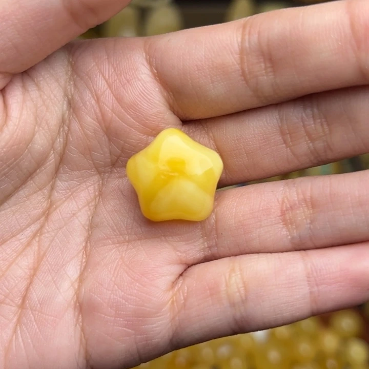 蜜蜡未镶嵌珠宝奇石-161-天然蜜蜡满蜡妖花星星吊坠微瑕