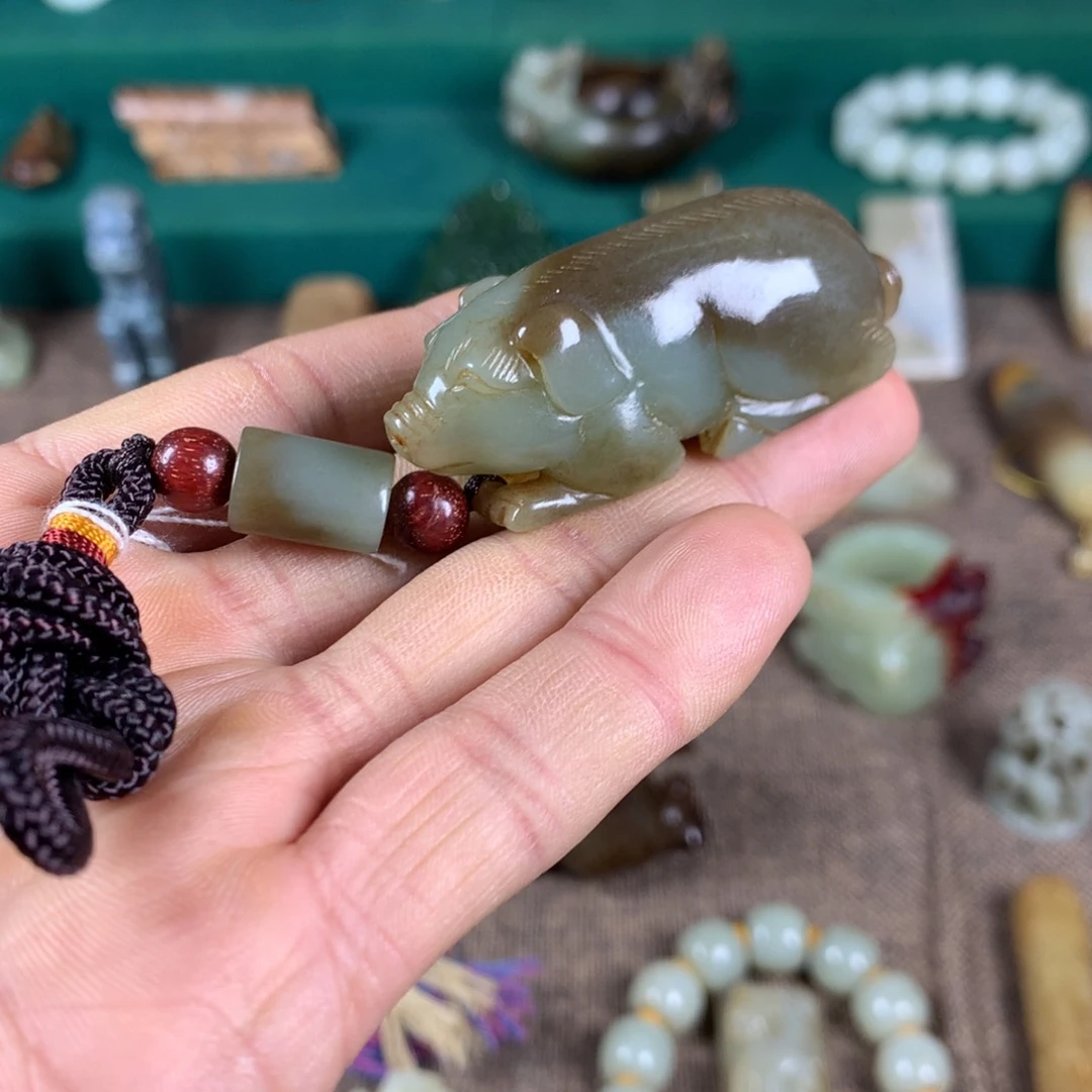 和田玉颈饰未镶嵌