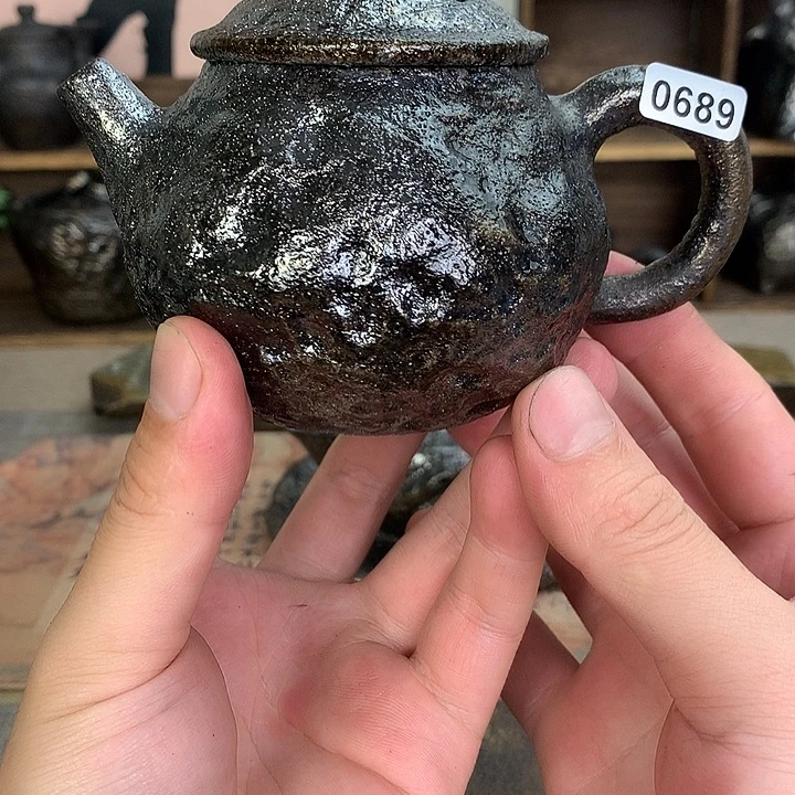 牧***之荥经黑砂馒头窑泡茶壶