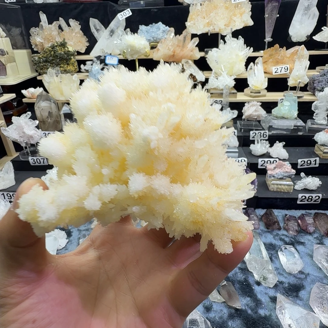 夏***闪石材天然水晶摆件