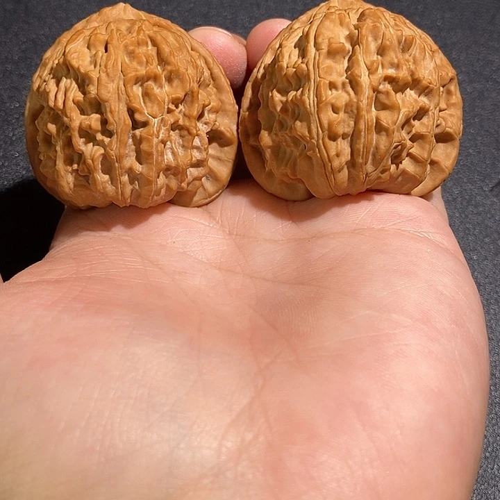 西***莱核桃手串/手链41 三角白。