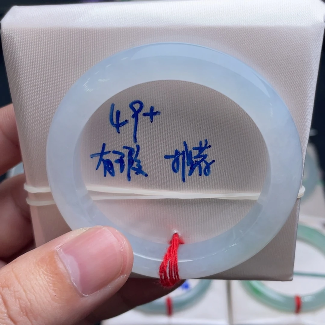 翡翠未镶嵌手镯翡翠手镯08