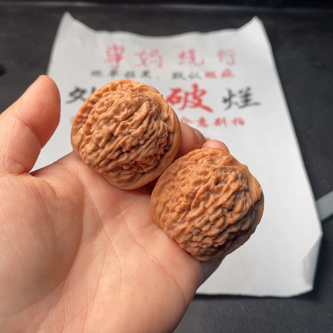 文玩核桃把件027。41莲花