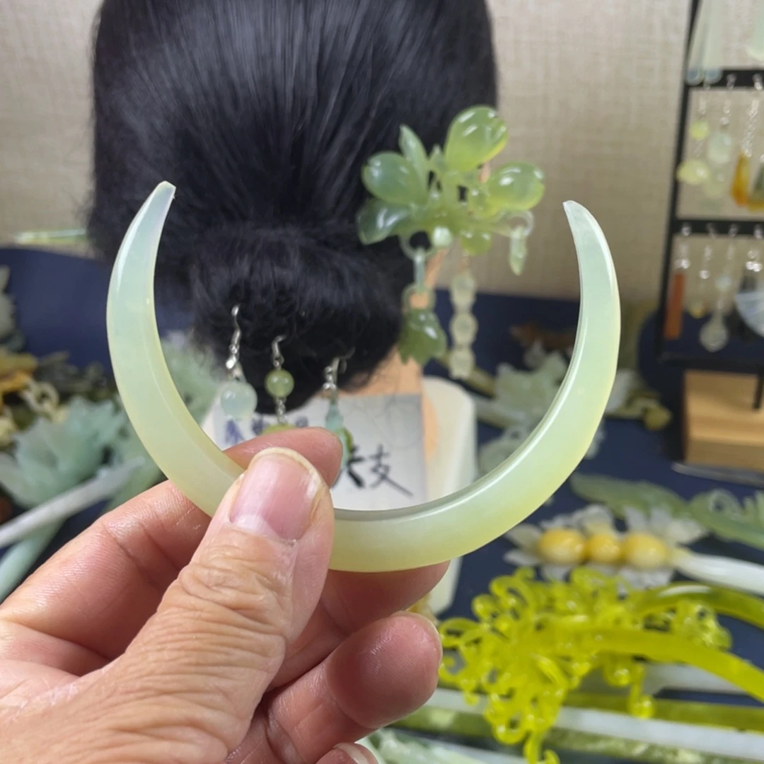 蛇纹石玉未镶嵌发饰